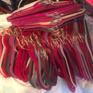 Set of 10 Velvet Hangers
